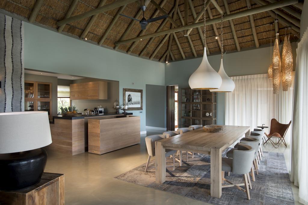 Mhondoro Safari Lodge & Villa Welgevonden Game Reserve Exterior photo